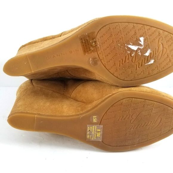 NWOT Gianni Bini Tan Lace Up Ankle Boot. Size 8.5M. S709 - Picture 9 of 9